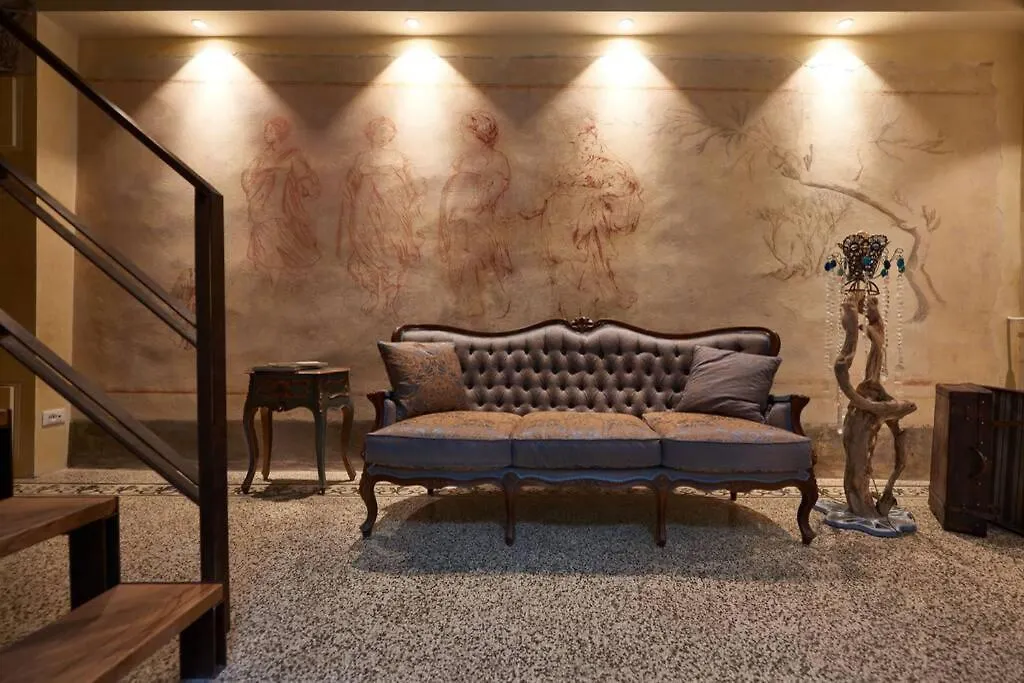 Art Suite Pandolfini Florence Italy