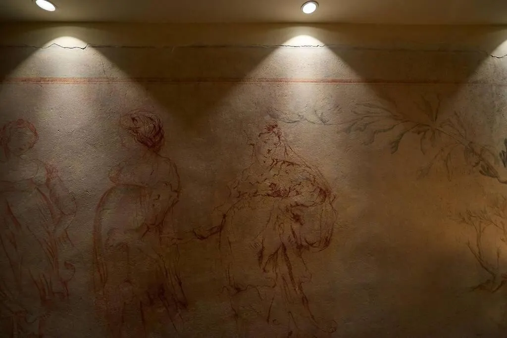 Apartment Art Suite Pandolfini Florence